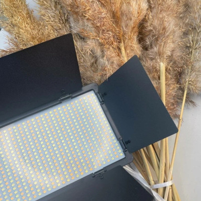 Светодиодная LED лампа RL-900 прямоугольная со штативом 2м и пультом для фото и видео съемки Светодиодная LED лампа RL-900 прямоугольная со штативом 2м и пультом для фото и видео съемки