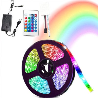 Светодиодная Led лента Strip RGB 5 м 2835 с пультом и переходником Светодиодное освещение на самоклейке Светодиодная Led лента Strip RGB 5 м 2835 с пультом и переходником Светодиодное освещение на самоклейке