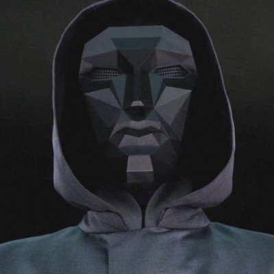 Маска провідного Гра в кальмара розпорядника гри в кальмара Карнавальні маски для Хеллоуїна і свята Маска провідного Гра в кальмара розпорядника гри в кальмара Карнавальні маски для Хеллоуїна і свята