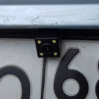 Камера заднего вида автомобильная в номерной рамке с LED подсветкой 4х16 на машину для парковки Черная Камера заднего вида автомобильная в номерной рамке с LED подсветкой 4х16 на машину для парковки Черная