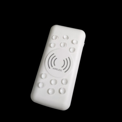 Повербанк 20000 mAh с беспроводной зарядкой PLO EF20Max Powerbank с Type C micro USB Lightning на 20000 Повербанк 20000 mAh с беспроводной зарядкой PLO EF20Max Powerbank с Type C micro USB Lightning на 20000