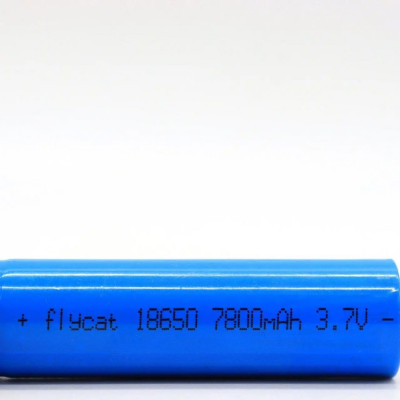 Акумулятор 1200mAh перезаряджаєма акумуляторна батарейка 18650 літій іонна змінна