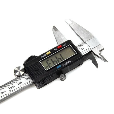 Електронний цифровий штангенциркуль мікрометр з LCD дисплеєм 150мм Digital Caliper В кейсі Чорний Електронний цифровий штангенциркуль мікрометр з LCD дисплеєм 150мм Digital Caliper В кейсі Чорний