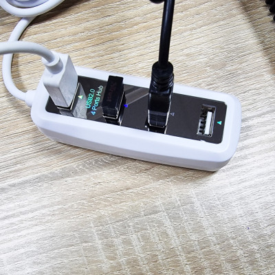 USB хаб концентратор адаптер розгалужувач на 4 порти білий живлення від USB хаб 2.0 USB хаб концентратор адаптер розгалужувач на 4 порти білий живлення від USB хаб 2.0